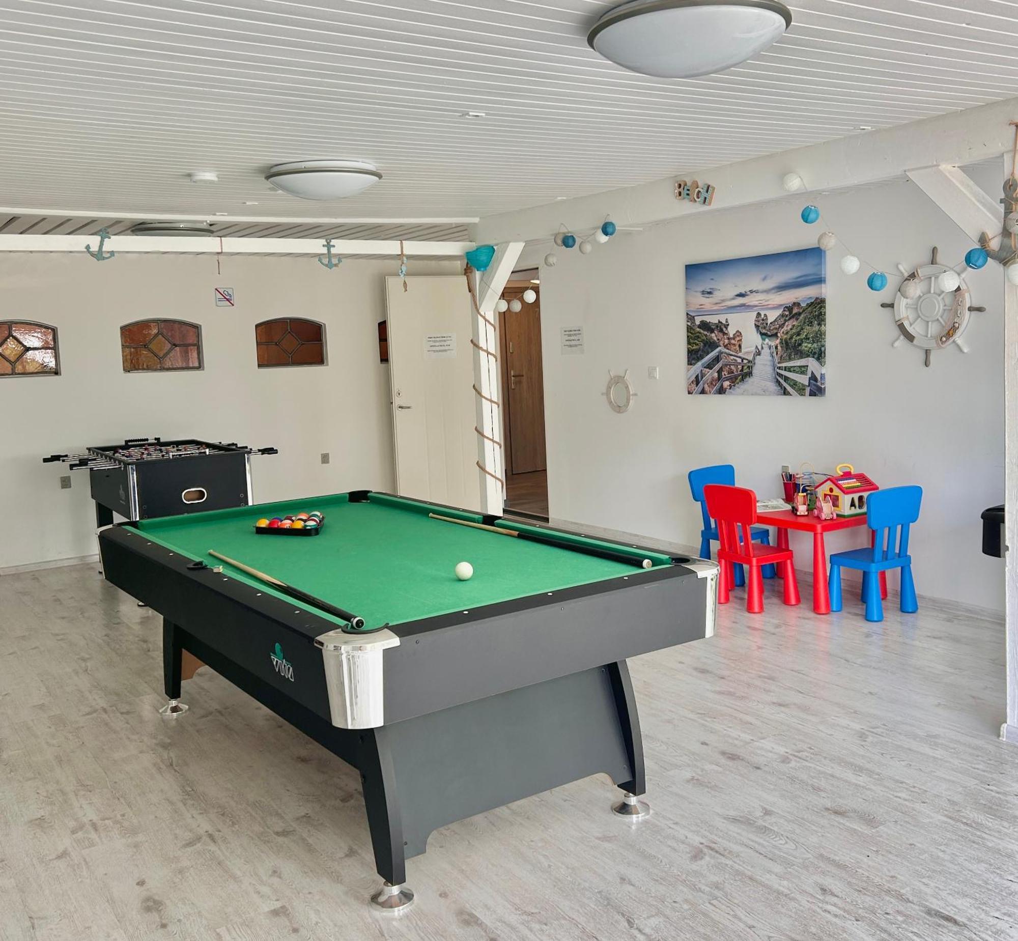 Apartamenty Molle Akirkeby Luaran gambar