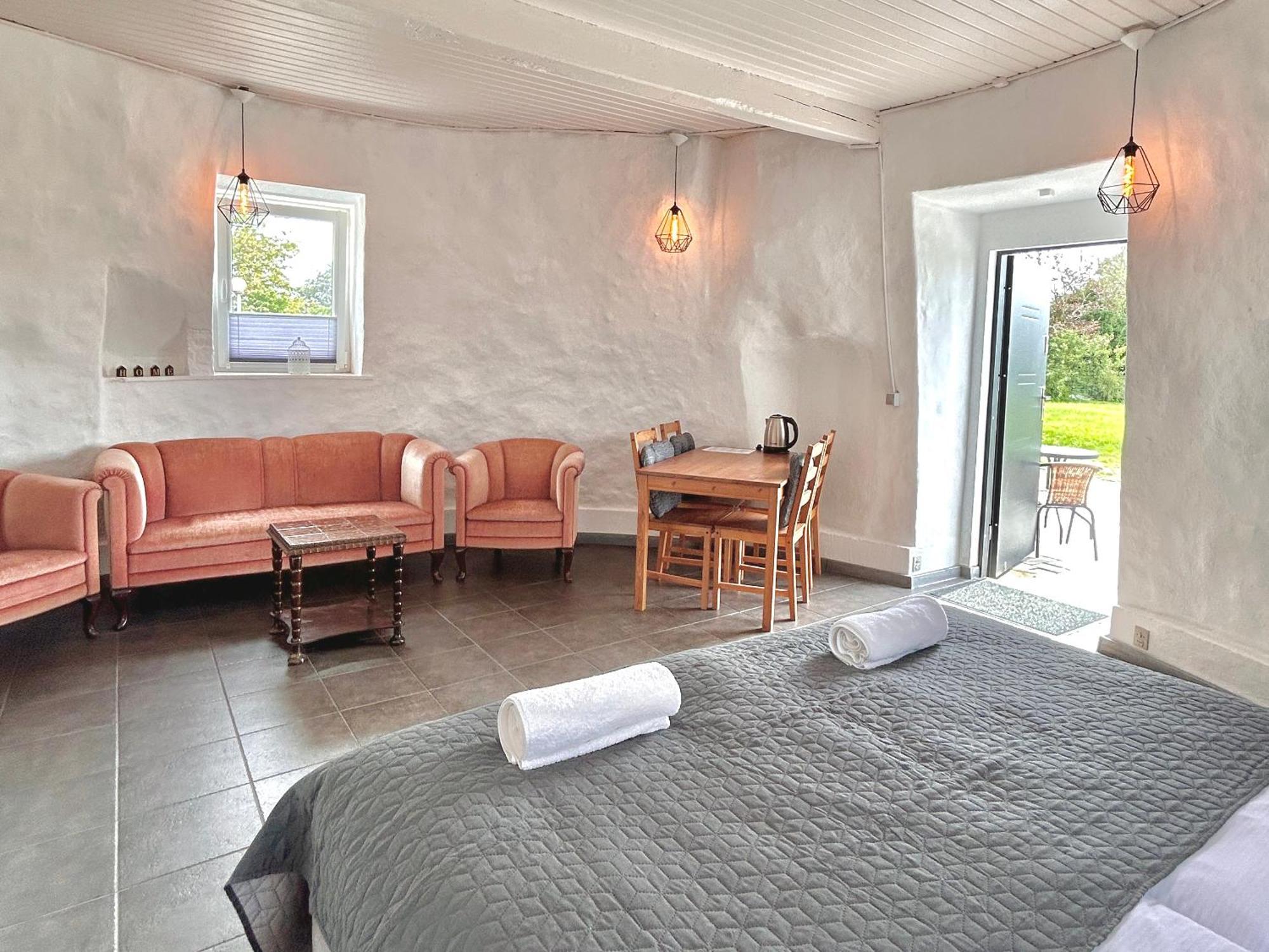 Apartamenty Molle Akirkeby Luaran gambar